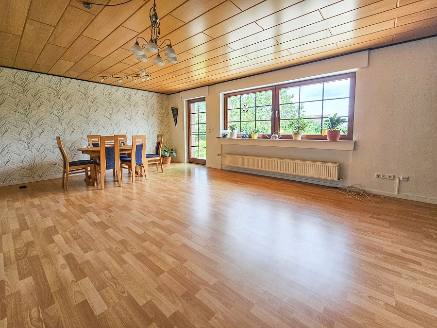 Bungalow kaufen im Wiedbachtal ENS-328 Wohn und Essbereich