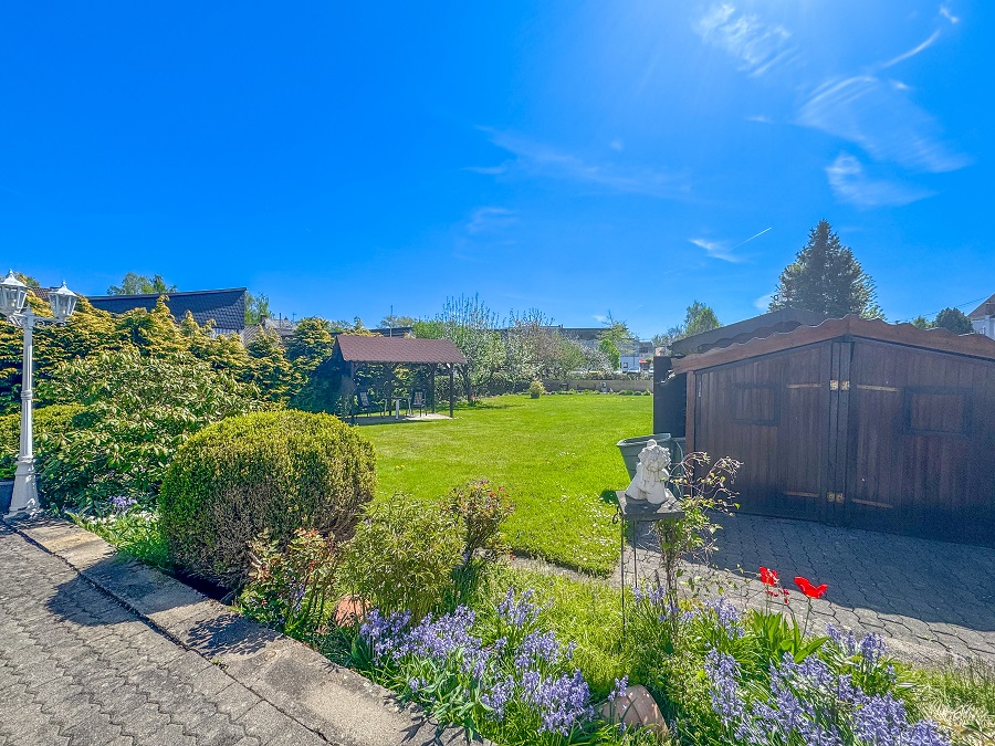 Bungalow kaufen zentral in Puderbach CTP-267 Garten