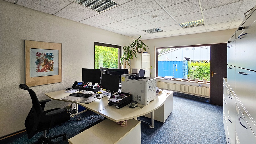 Gewerbeimmobilie mit zwei verbundenen Gebäuden kaufen Bad Honnef OT ASR-897 Büro EG 2