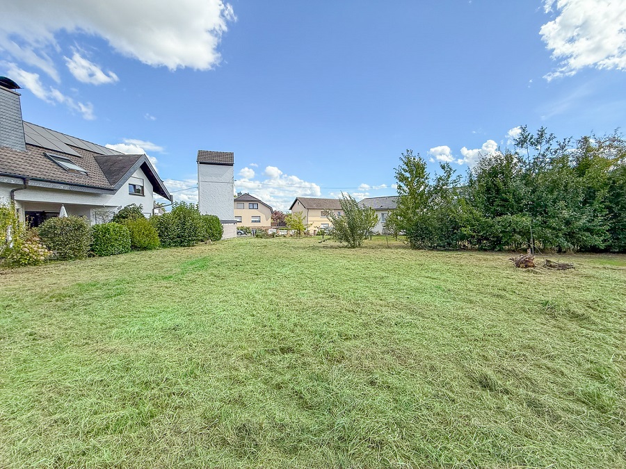 Baugrunstück kaufen zentral in Thomasberg GET-265 2 mit grün