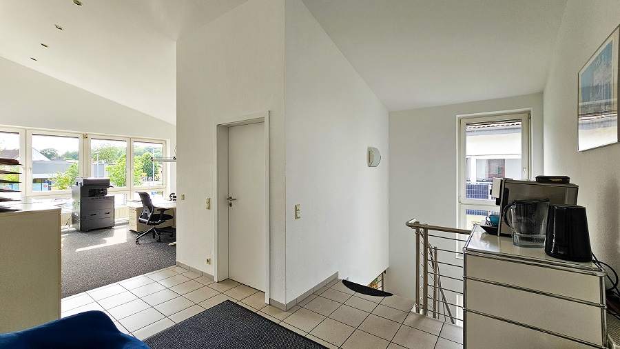 Wohn- und Geschäftshaus kaufen Bad Honnef Rottbitze ARS-497  OG Büro + Flur