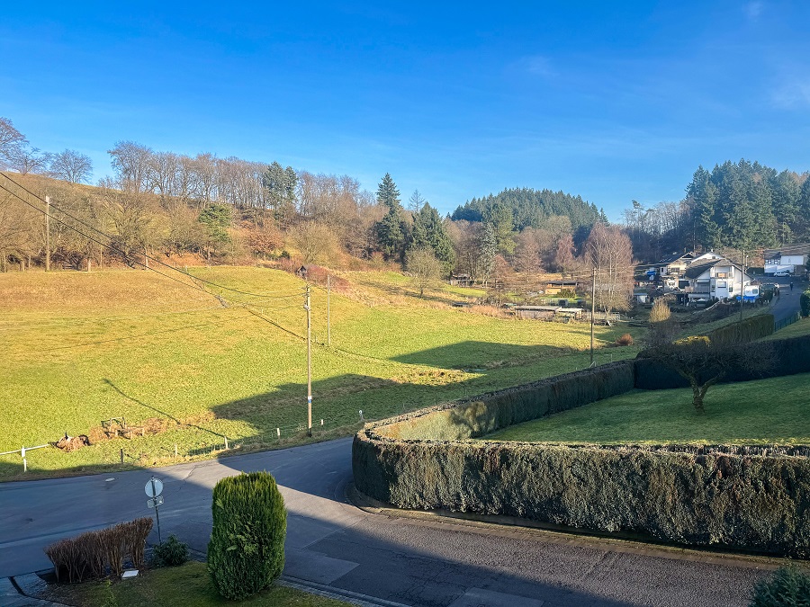 Einfamilienhaus mit Einliegerwohnung kaufen 1,5 Km Straßenhaus ISN-247 Aussicht