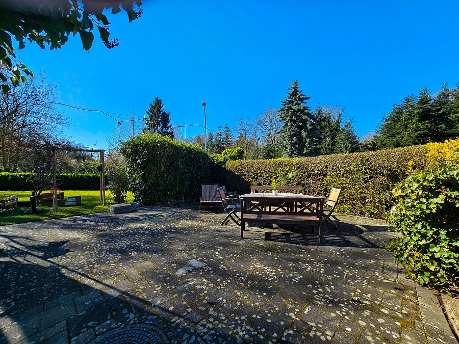 Einfamilienhaus kaufen am Ortsrand von Bad Honnef HB-427 Gartenterrasse