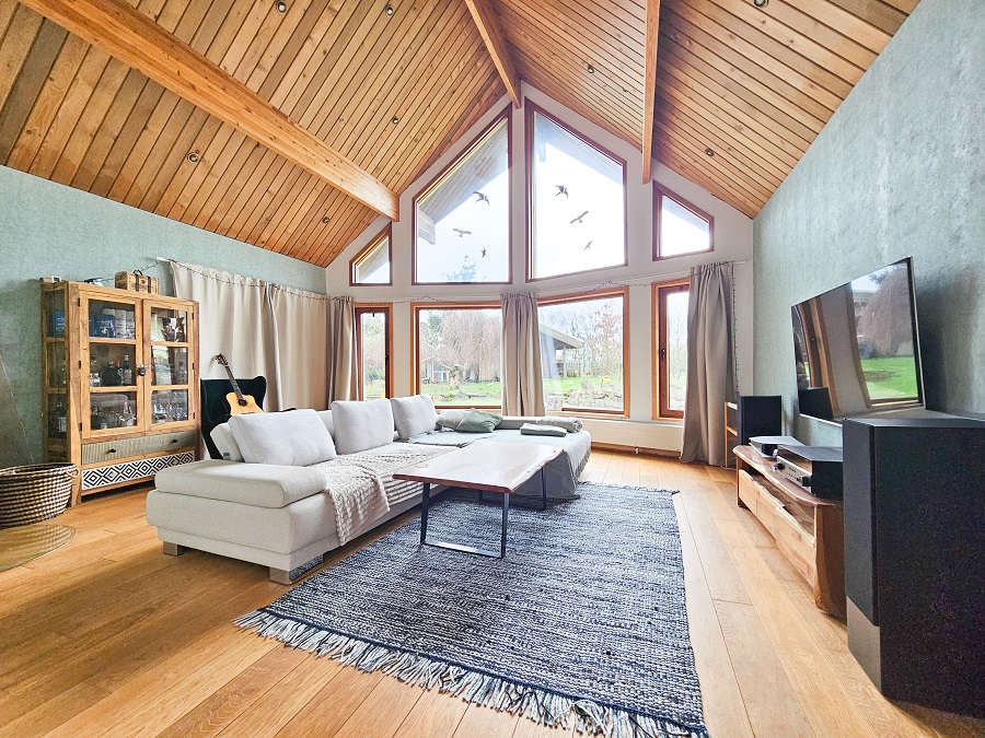 Landhaus kaufen in Ortsrand-Höhenlage 10 Min. A3 Bad Honnef  Wohnzimmer-4