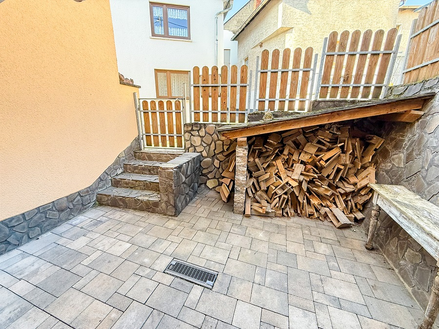 Liebevoll Saniertes Einfamilienhaus kaufen Andernach Mesenheim BPM-247 Hof