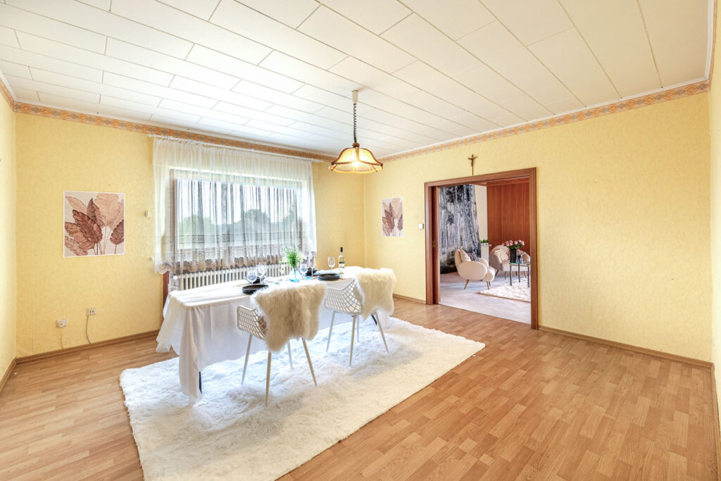 
Landhaus-Bungalow-mit-Einliegerwohnung-in-zentraler-LAge-von-Bad-Honnef