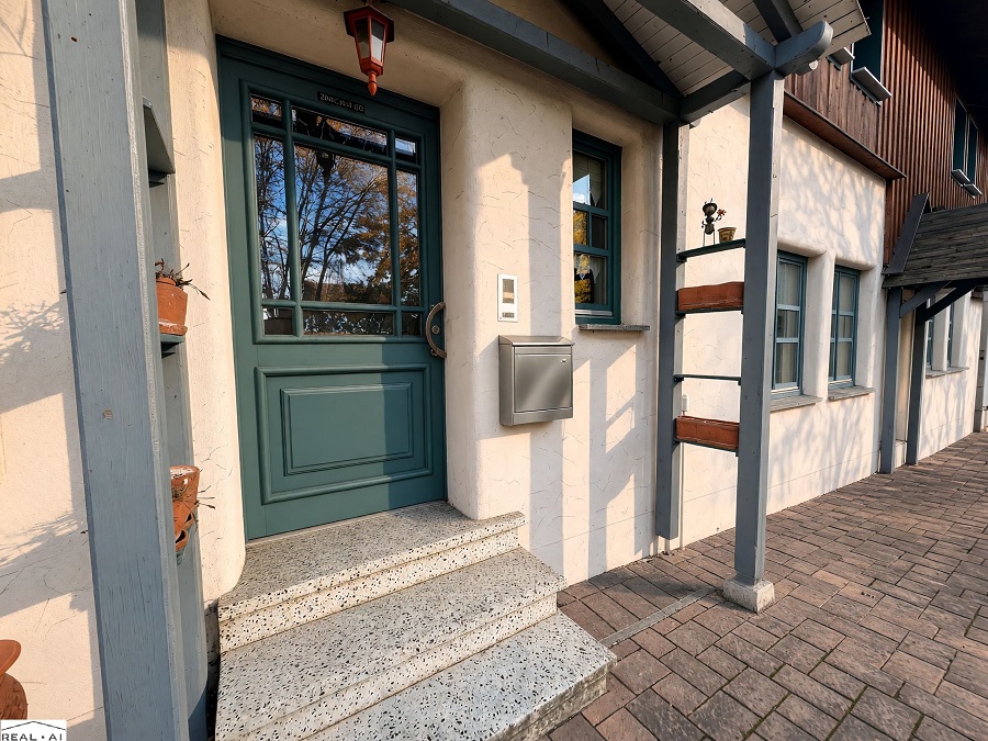 Einfamilienhaus mit Einliegerwohnung kaufen bei Horhausen MG-247 Wohnzimmer DG KI (3)